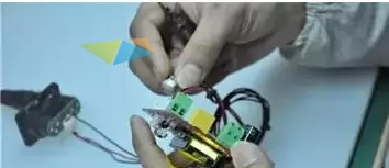 分析舞臺燈光質量優略 產品差異效果圖