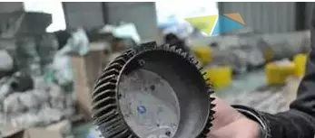 分析舞臺燈光質量優略 產品差異效果圖