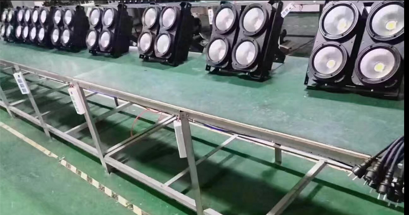 舞臺燈光 LED 四眼觀眾燈COB面光燈適用于哪些場所？效果圖