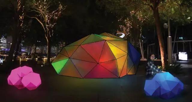 思成燈光見證2017年廣州國際燈光節效果圖