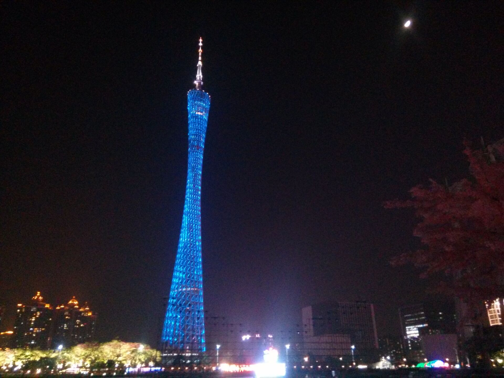 思成燈光見證2017年廣州國際燈光節效果圖