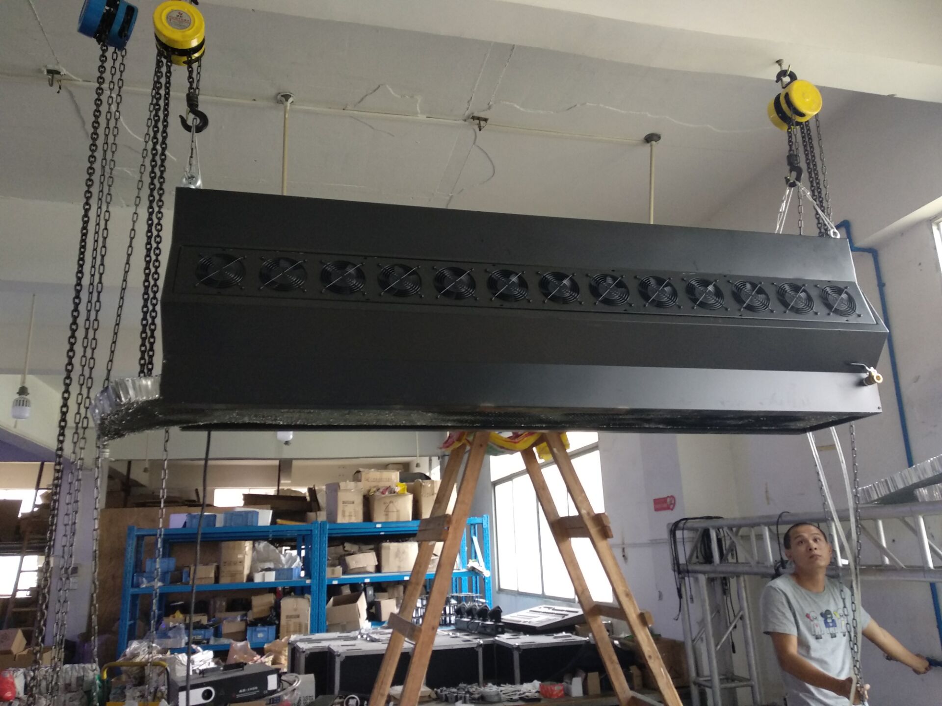 全新上市升級六代霧屏老化測試調試效果圖